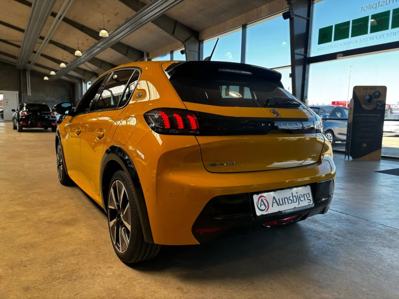 Billede 5 - Peugeot e-208 50 GT Sky
