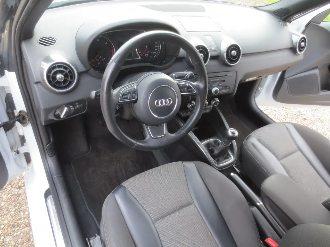 Billede 19 - Audi A 1 Sportback 1.6 TDi, År 2012. 