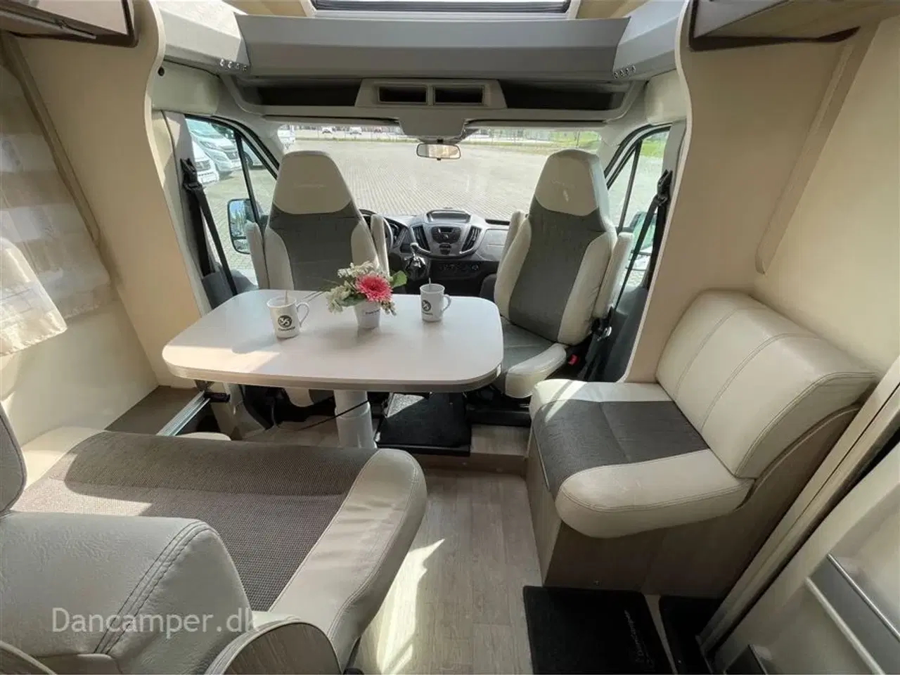 Billede 6 - 2016 - Chausson Flash 515   Anvisningsbil! Ultra kort og handy, 155 HK, 2,3 L motor, Truma monocontrol, Elcykelstativ