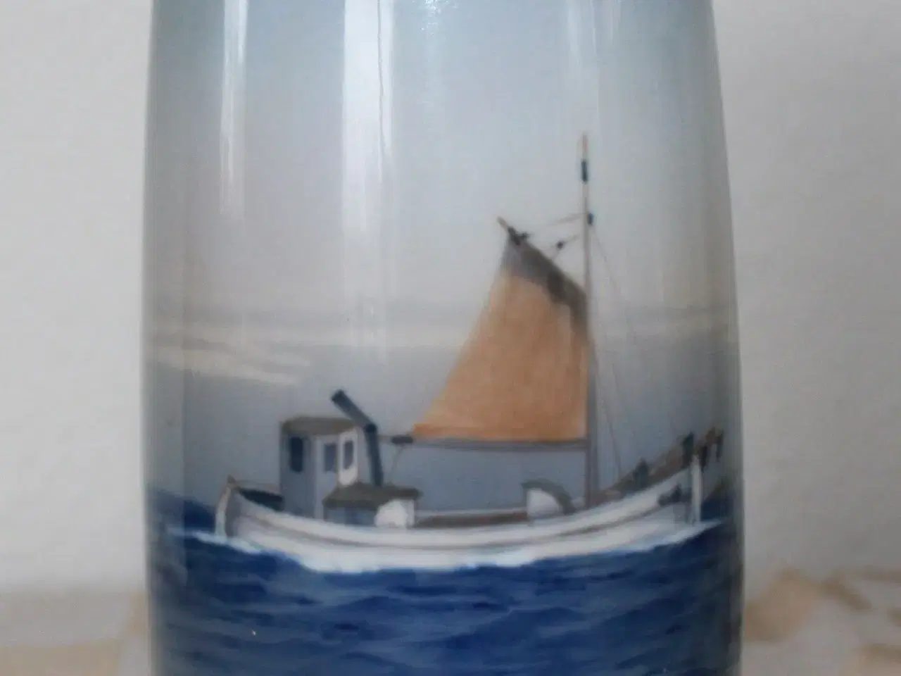 Billede 2 - Vase med fiskekutter fra Lyngby