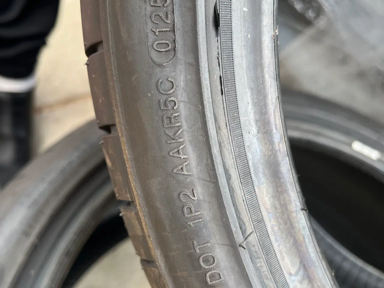 Billede 4 - Syron XL Premium performance 255/35/20