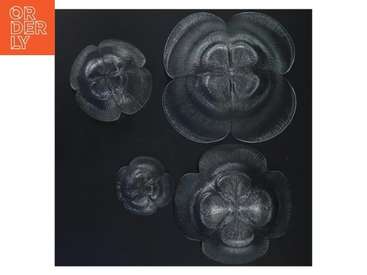 Billede 2 - Fire glasskåle (str. Ø 21x10& ø17x7&ø12x5&ø8x3 cm)