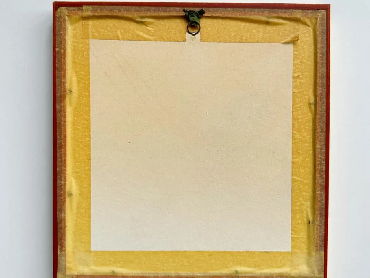 Billede 5 - Barn i guldramme, gul jakke og scooter