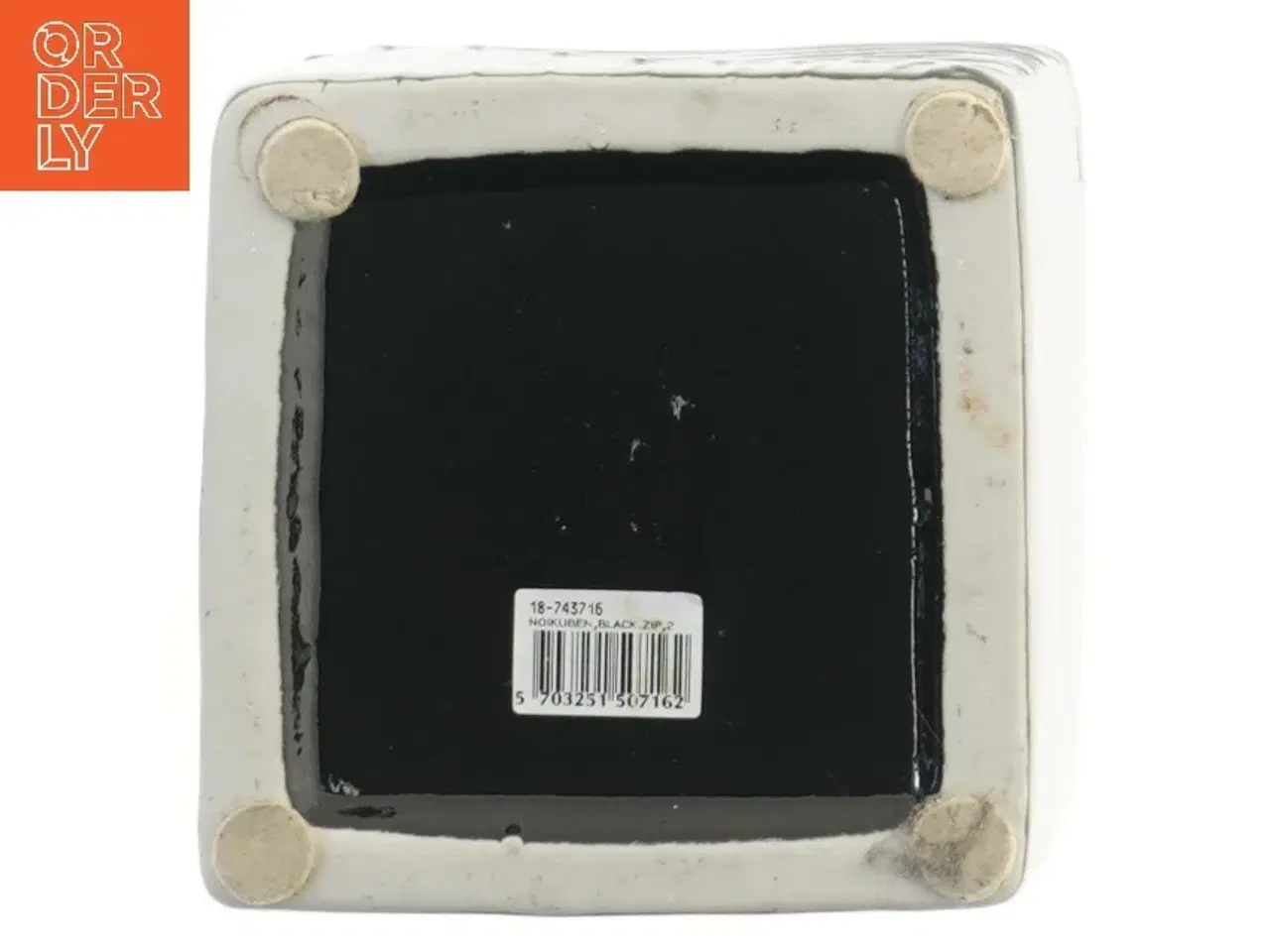 Billede 3 - Sort keramik urtepotteskjuler (str. 14,5x14,5 cm)