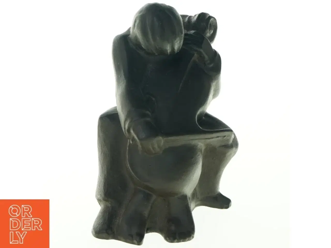 Billede 7 - Skulptur af siddende figur (str. H. 18 cm. b. 13 cm)