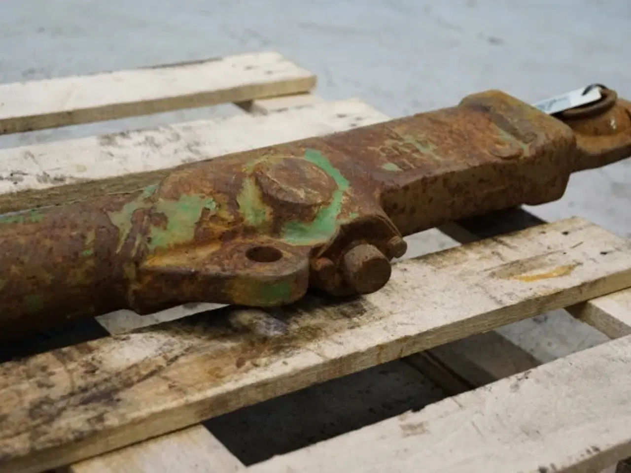 Billede 14 - John Deere 4040 L.H. Liftarm AR80667