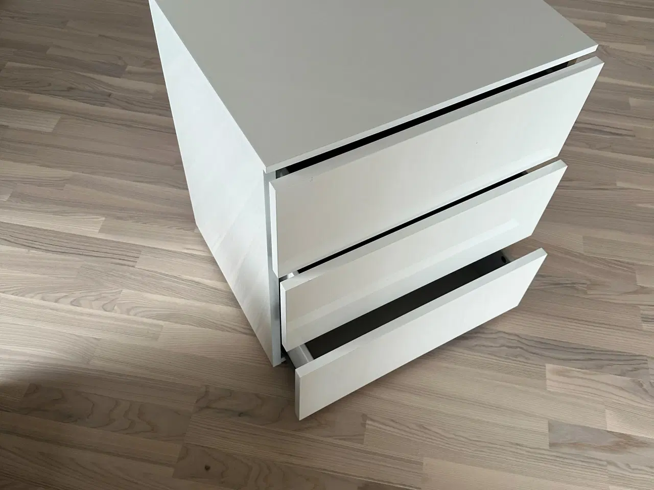 Billede 1 - KOMMODE MED 