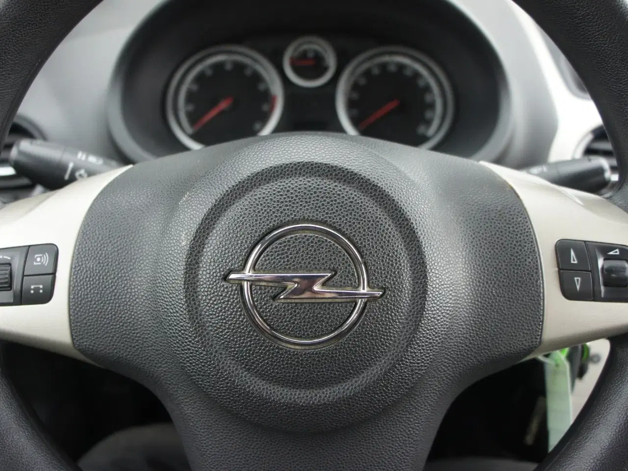 Billede 10 - Opel Corsa 1,0 12V Enjoy