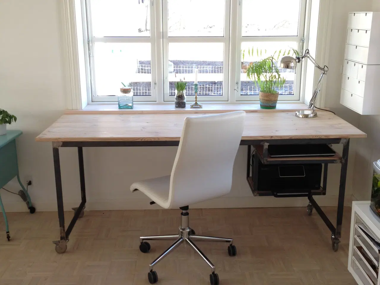 Billede 2 - Stort skrivebord gamle gulvplanker 