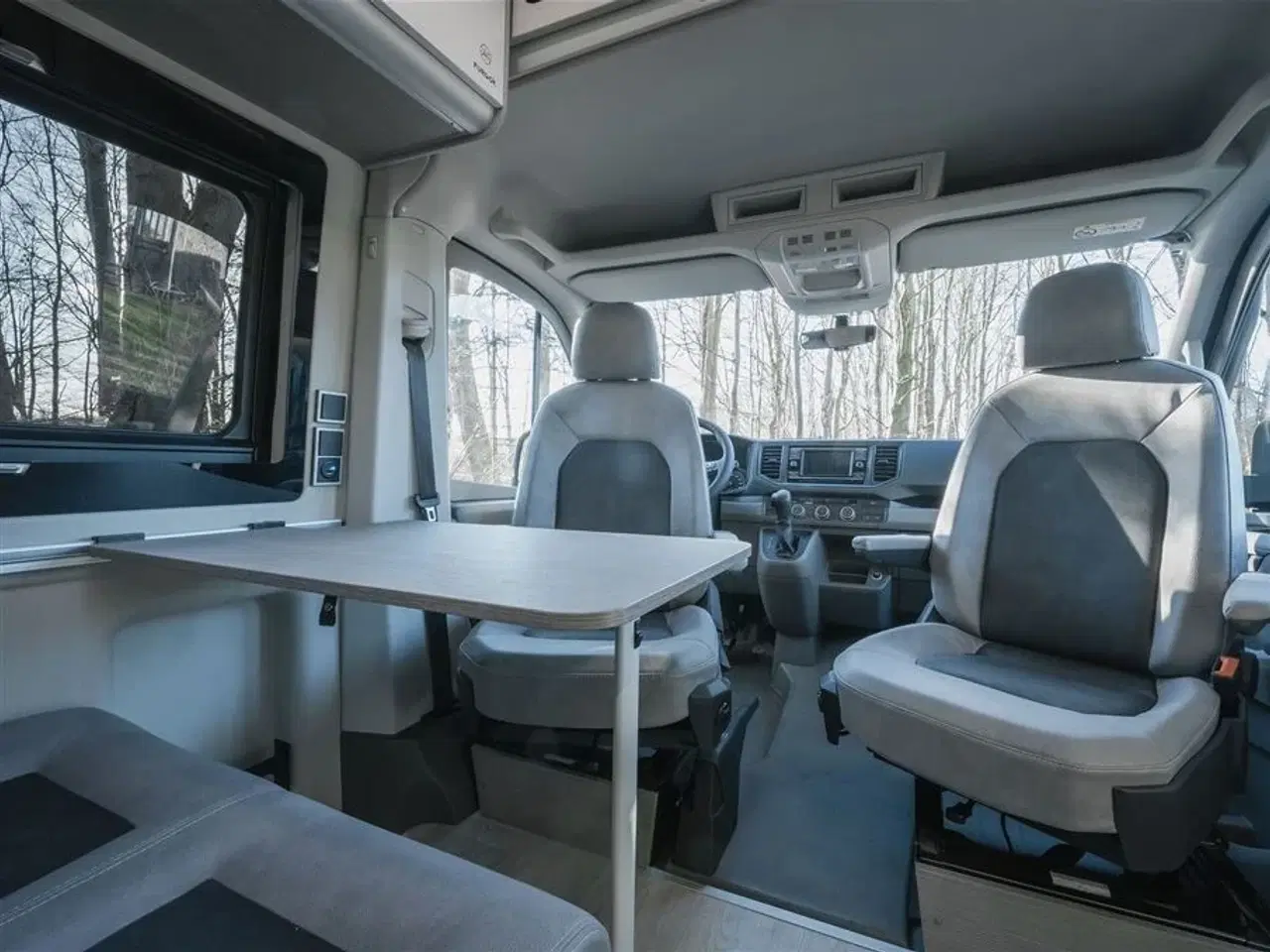 Billede 3 - 2026 - FURGOK XPACE 600   Innovativ 4x4 van til 4 personer!