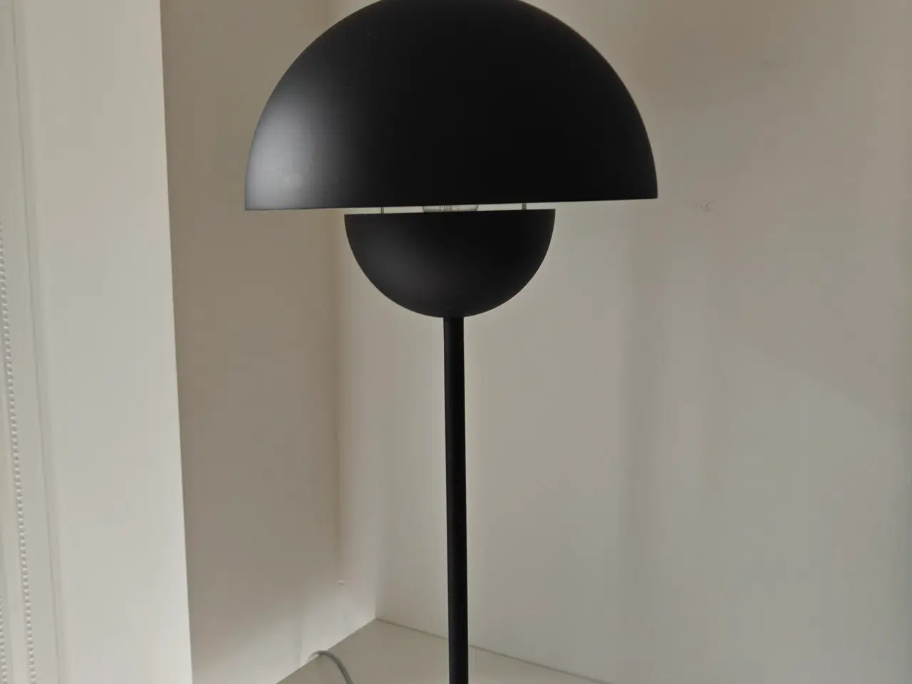 Billede 1 - Werner Panton VP3 bordlampe, 49,cm.