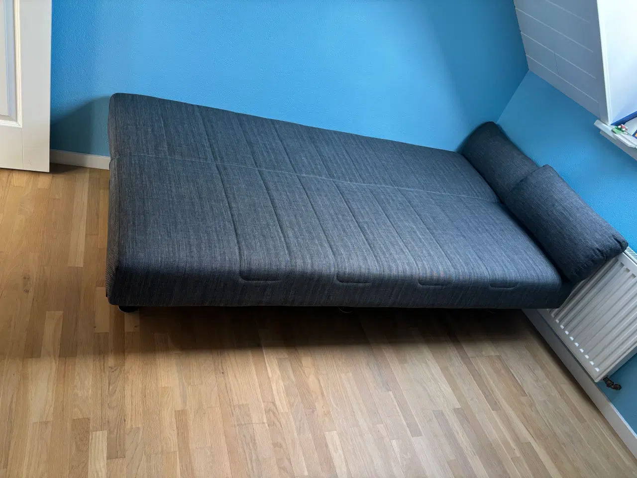 Billede 3 - Sovesofa Volta inkl.2 Armpuder