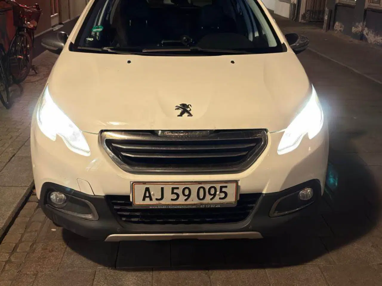 Billede 1 - Peuoget 2008 1,2 VTI crossover 2014 benzin