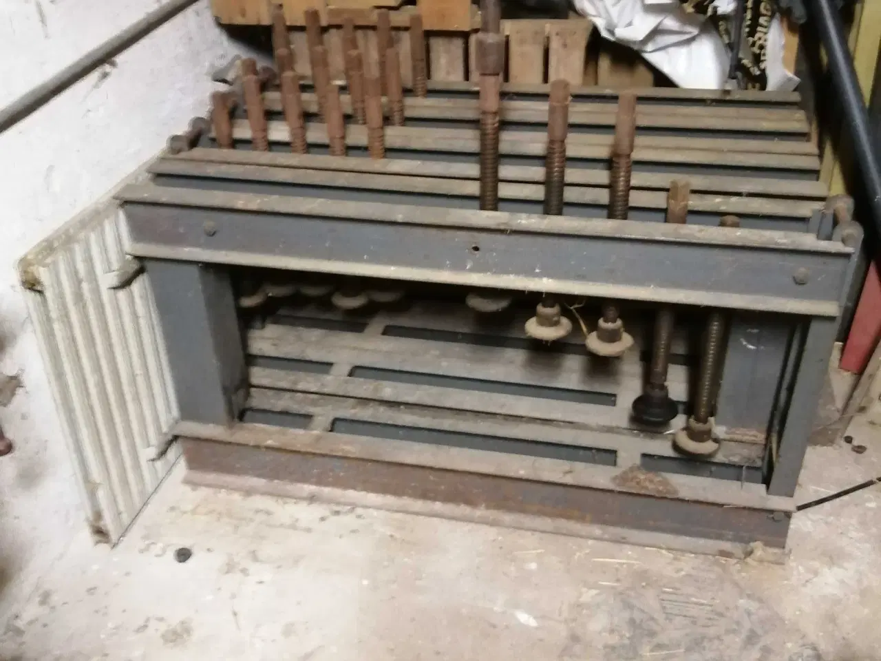 Billede 2 - Bloktvinger. Jernspindler 