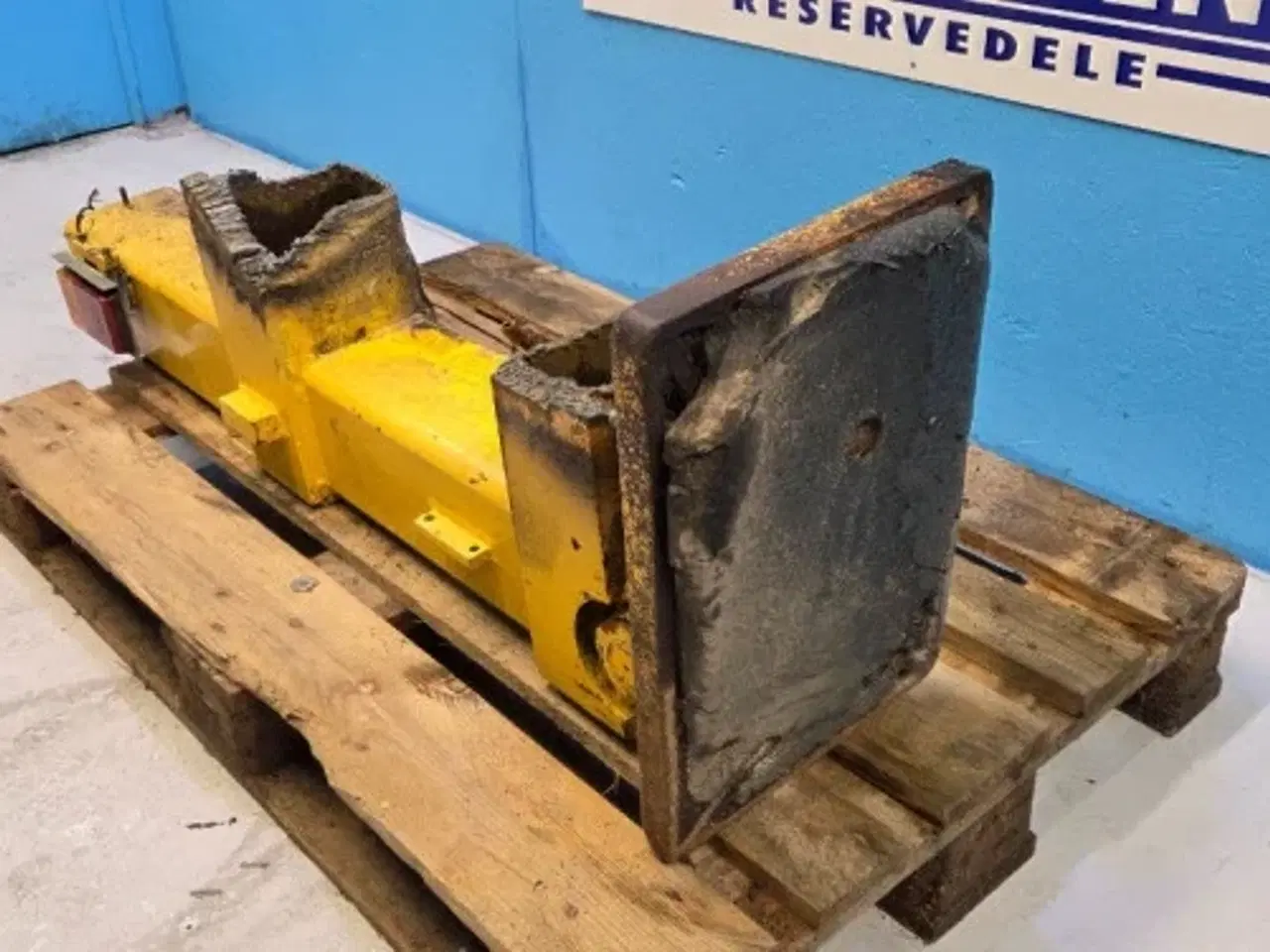 Billede 7 - New Holland LB115B Støtteben L. 87376353
