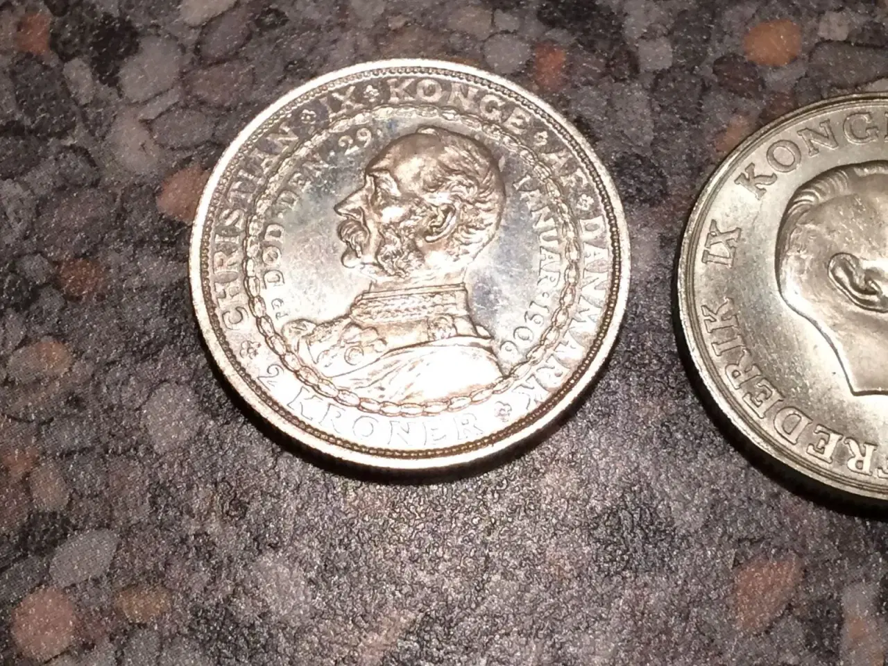 Billede 3 - Erindringsmønt 2 krone fra 1906