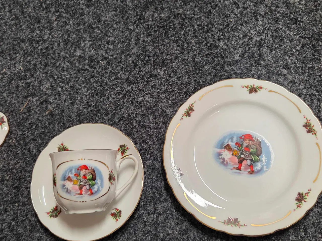 Billede 4 - Christineholm porcelæn, gammeldags Jul 