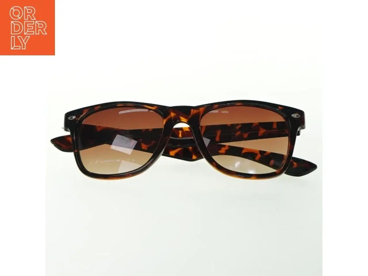 Billede 2 - Brune solbriller med skildpaddemønster (str. Voksen)
