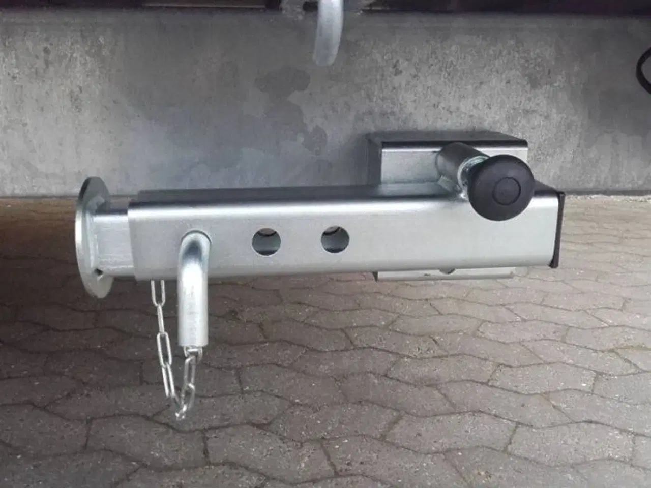 Billede 1 - Mont. vendbare støtteben