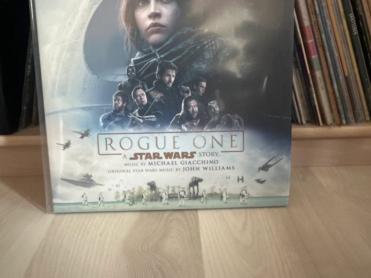 Billede 1 - Star wars Rogue ONE. 2x LP