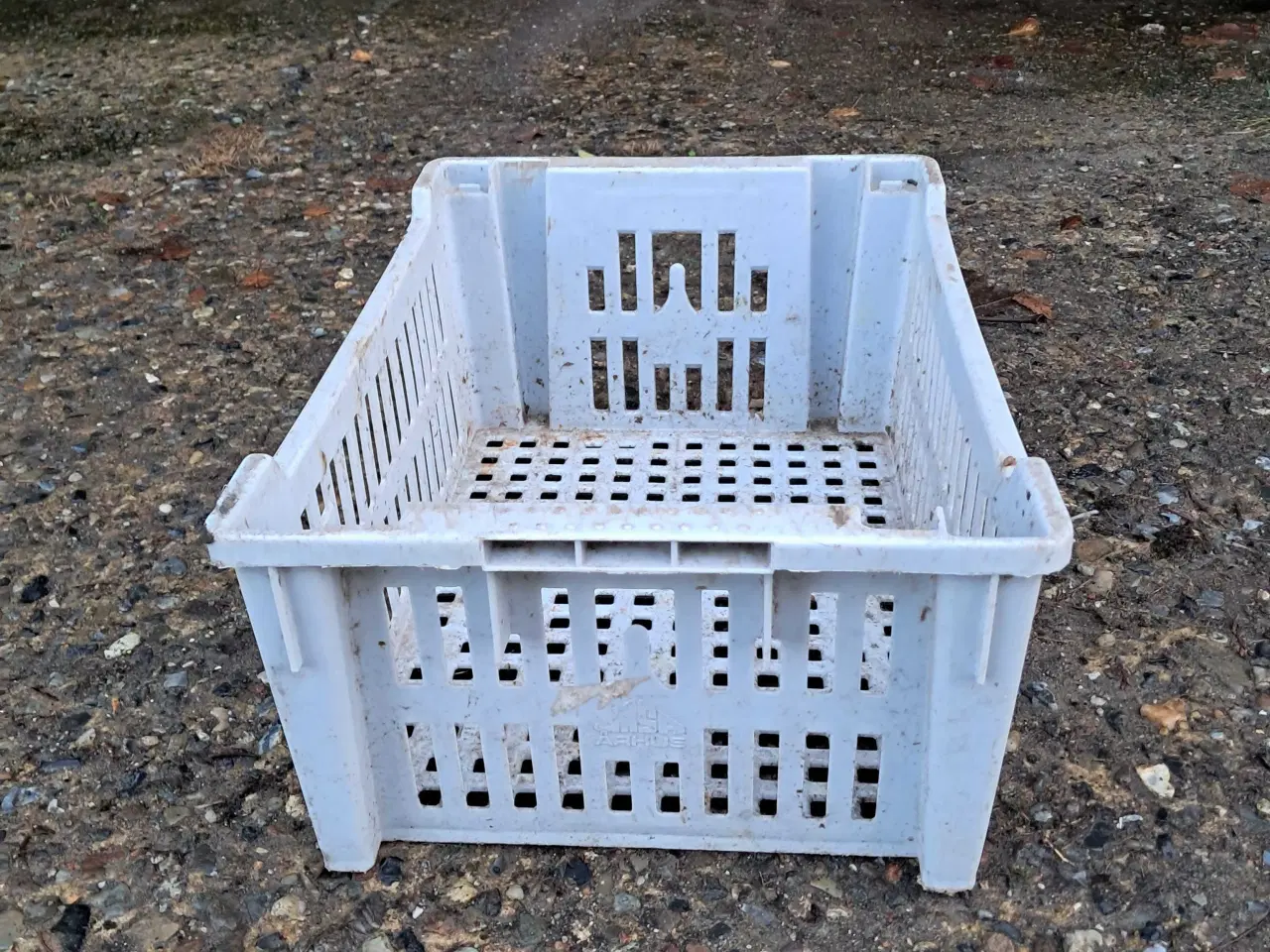 Billede 2 - Opbevarings kasser har 30 stk.