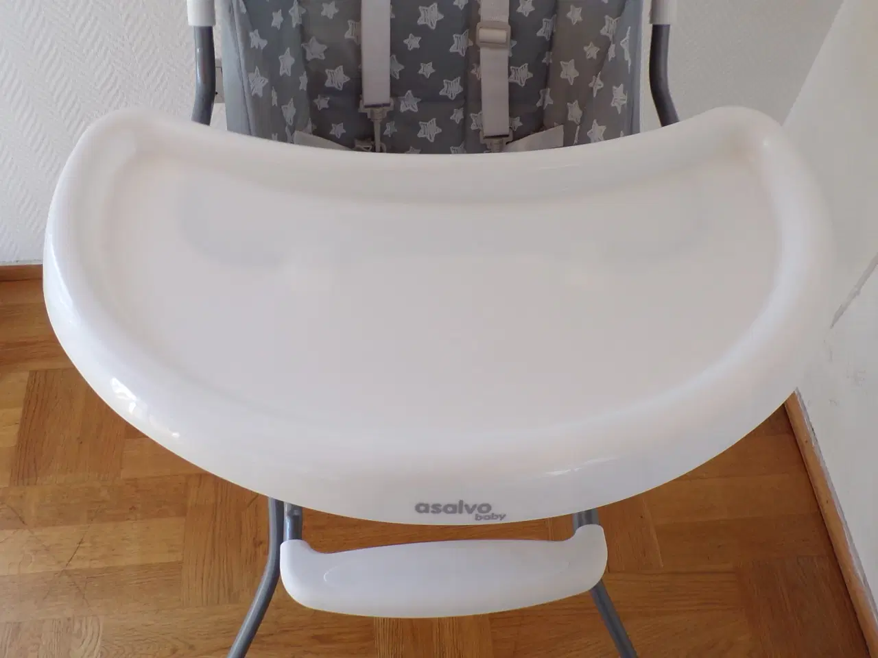 Billede 2 - Asalvo Baby sammenklaplig højstol i grå / hvid 