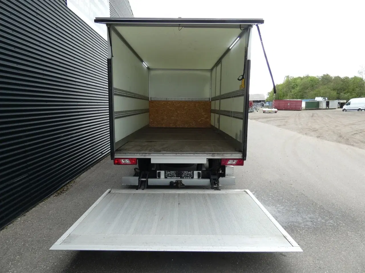 Billede 7 - Ford Transit 350 Alu.kasse m./lift 2,0 TDCI HDT Trend RWD 170HK Ladv./Chas. Man.