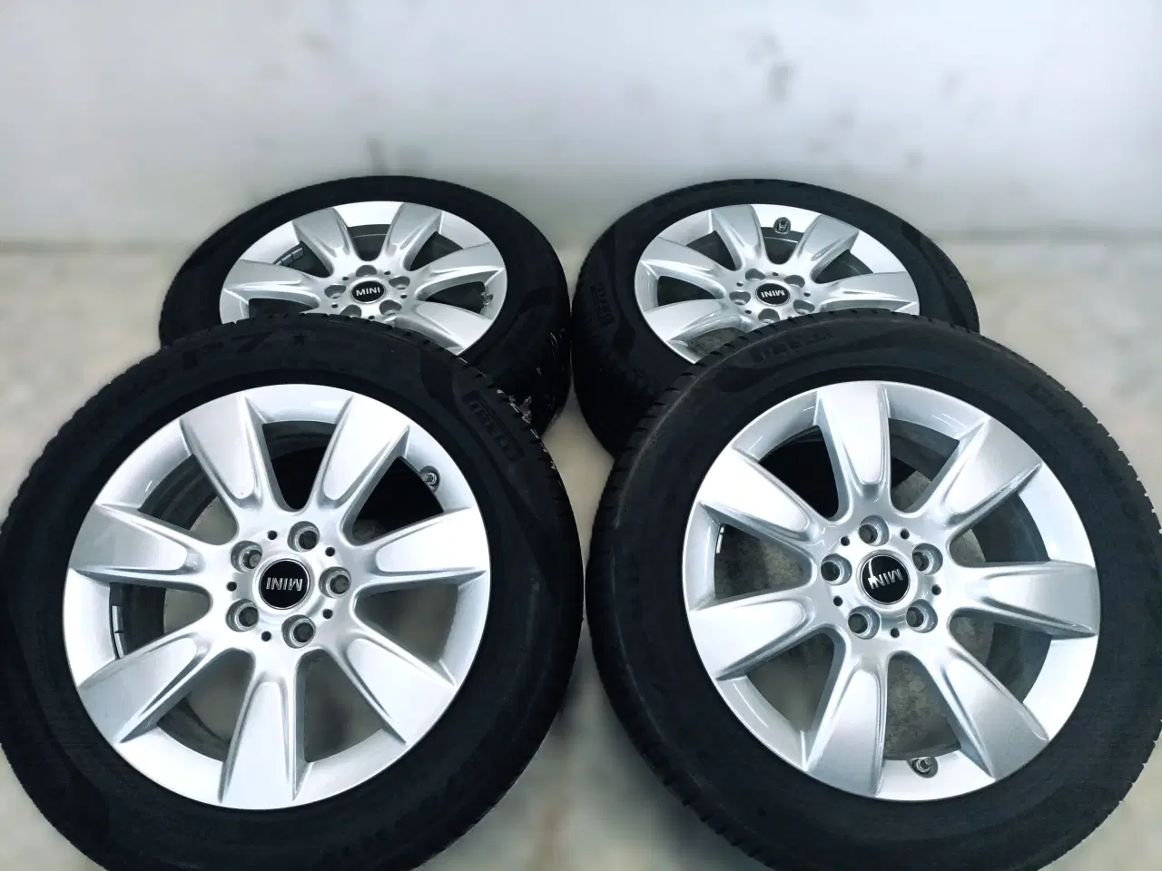 Billede 4 - 5x112 17" ET52 nav 66,6ø MINI sommersæt inkl.TPMS