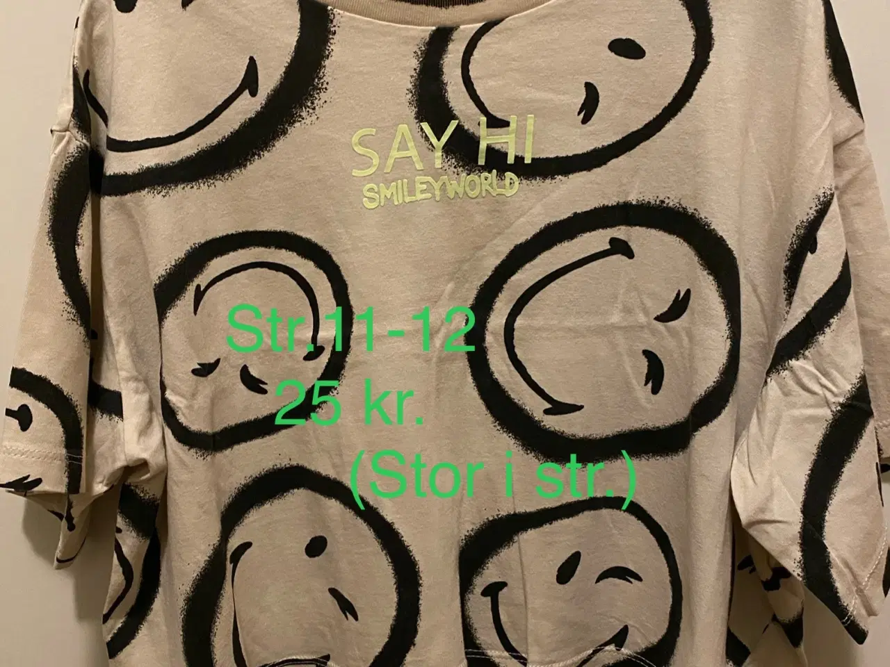 Billede 1 - H&M crop top “Smiley” str.11-12