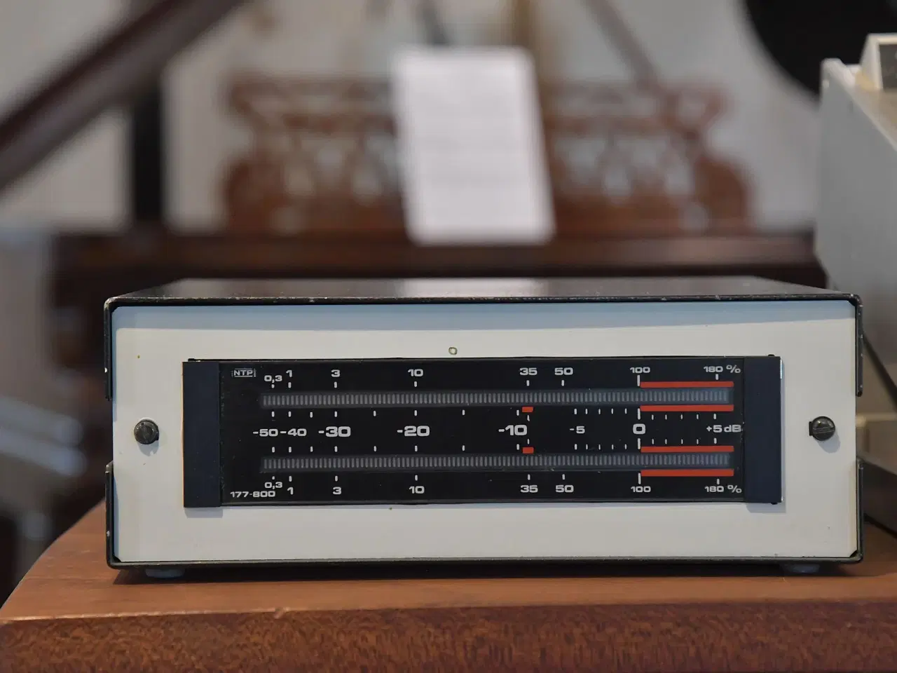 Billede 12 - NP Elektroakustik prof. lydmixer med 4 kanaler