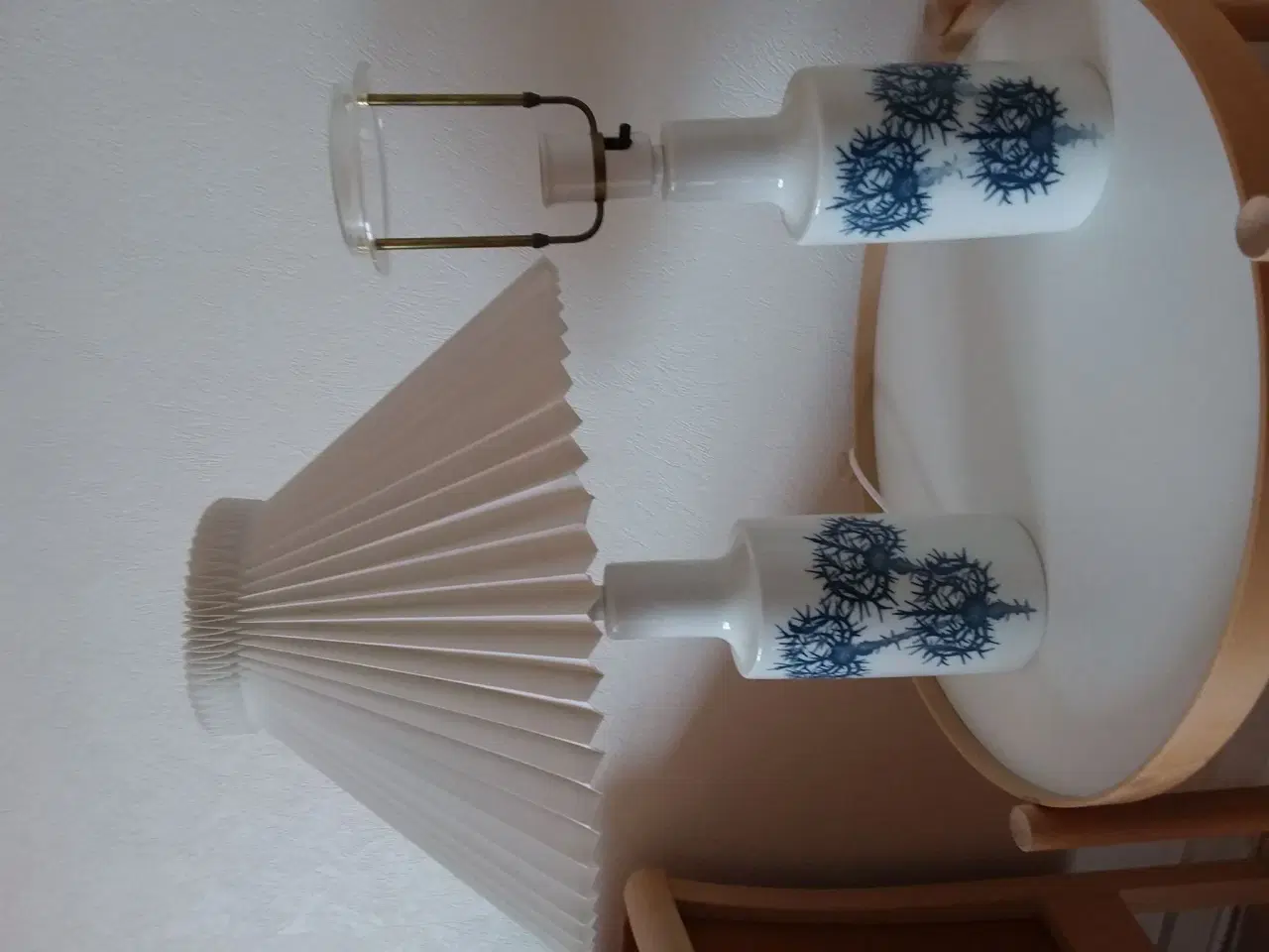 Billede 1 - Tidsel Kgl. Porcelæns bordlampe