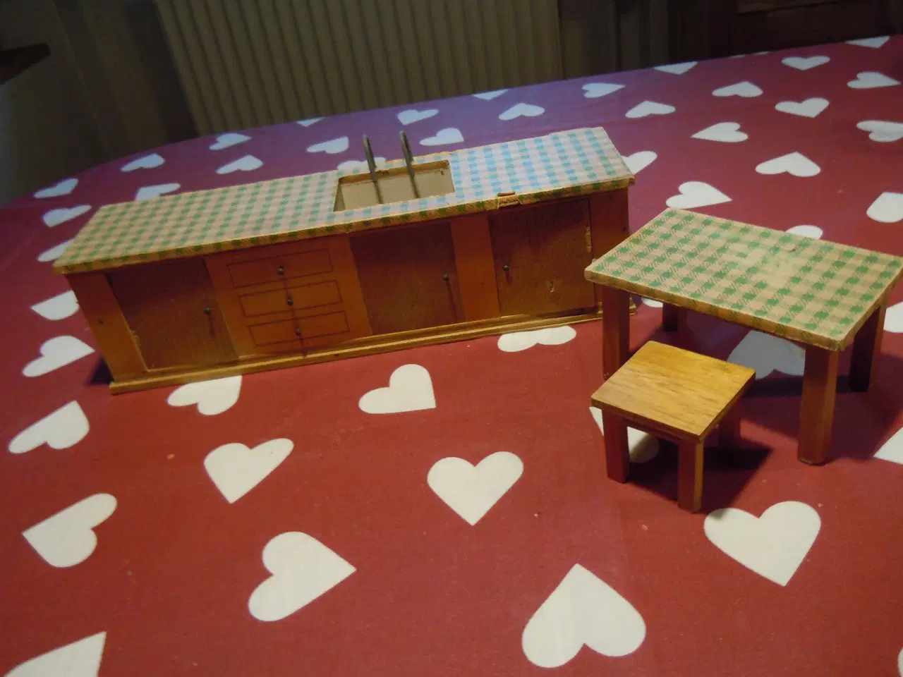 Billede 1 - Retro dukkehus møbler