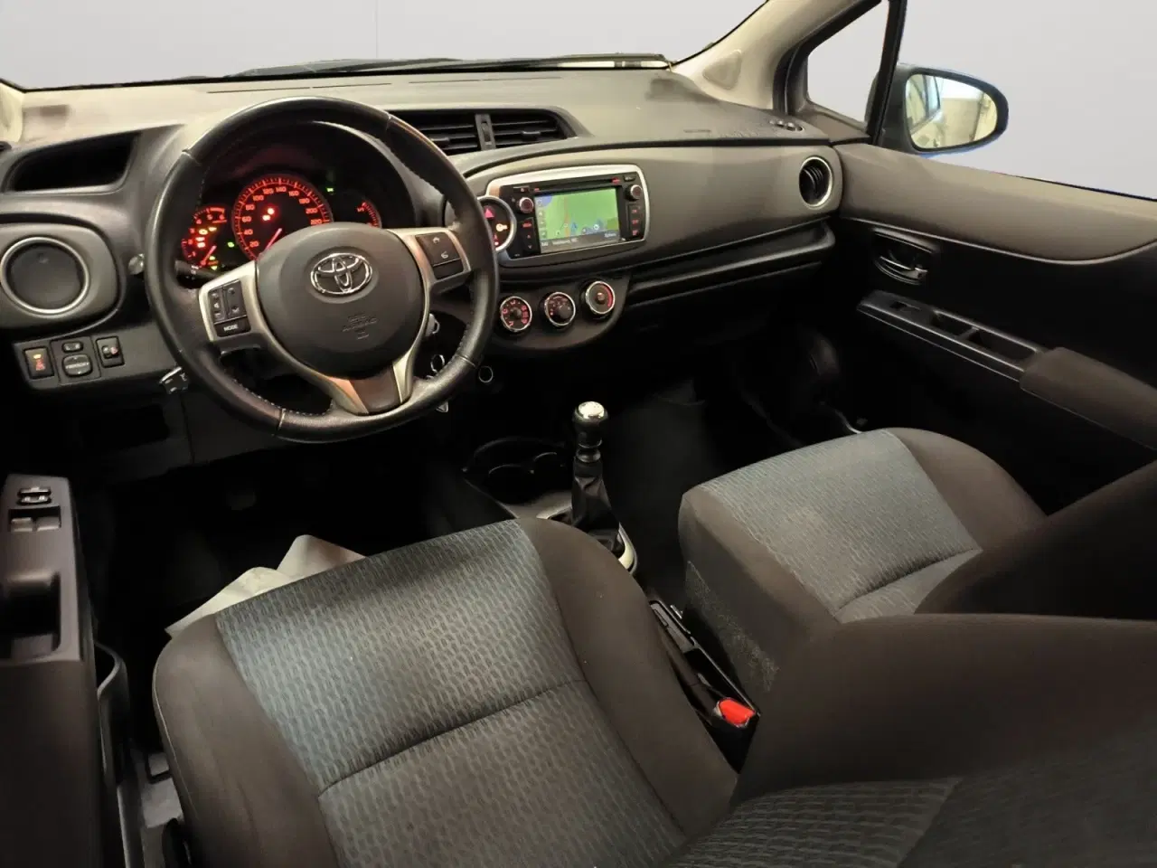 Billede 5 - Toyota Yaris 1,4 D-4D T2 Touch