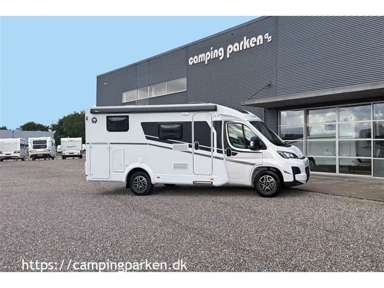 Billede 1 - 2025 - SunLight VAN V66 Adventure   Sunlights populære smalle Van med enkeltsenge - 140hk og automatgear!