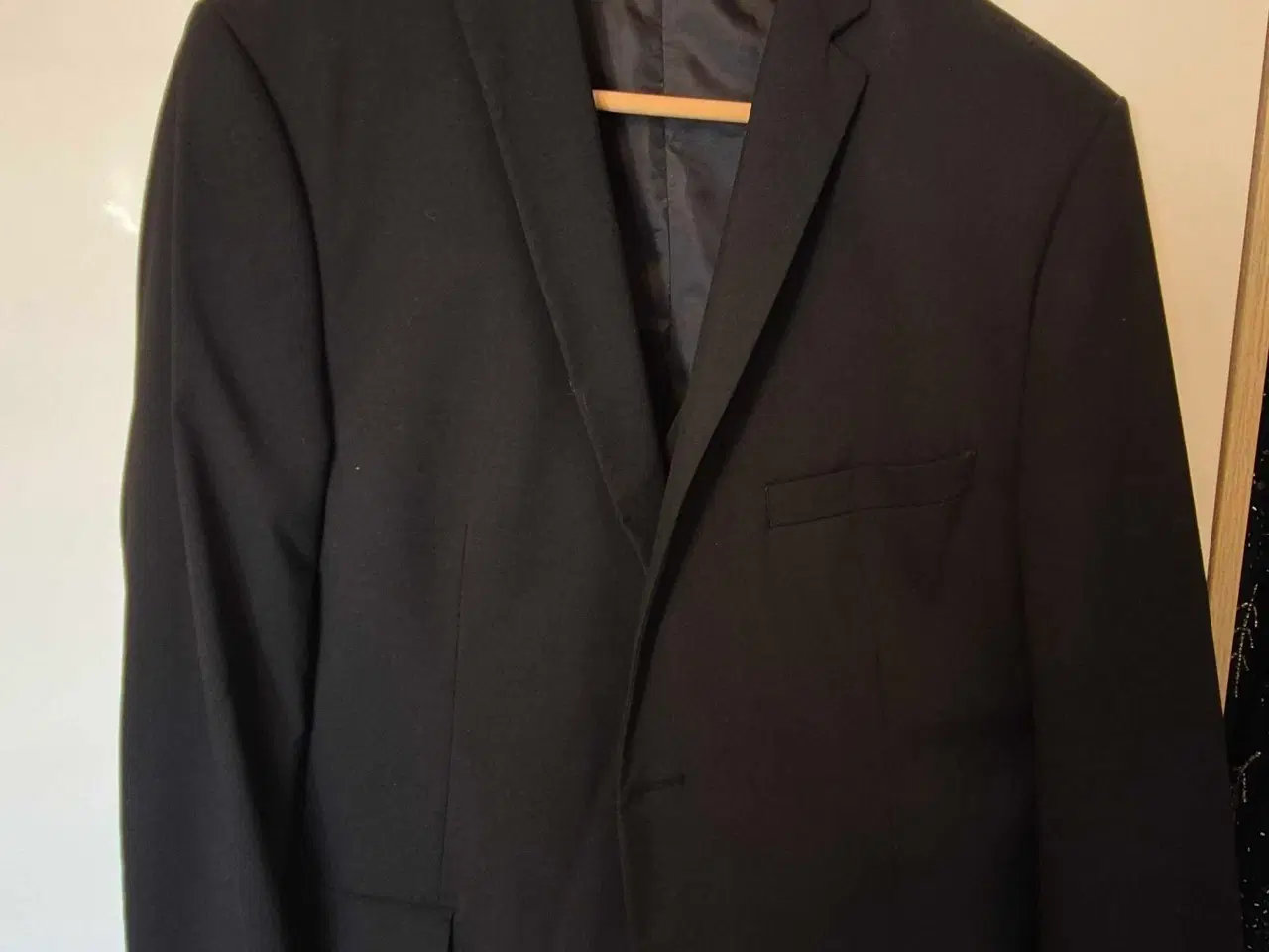 Billede 3 - Jakkesæt str. 50 / bukser str. 46 – fra 200 kr (Se