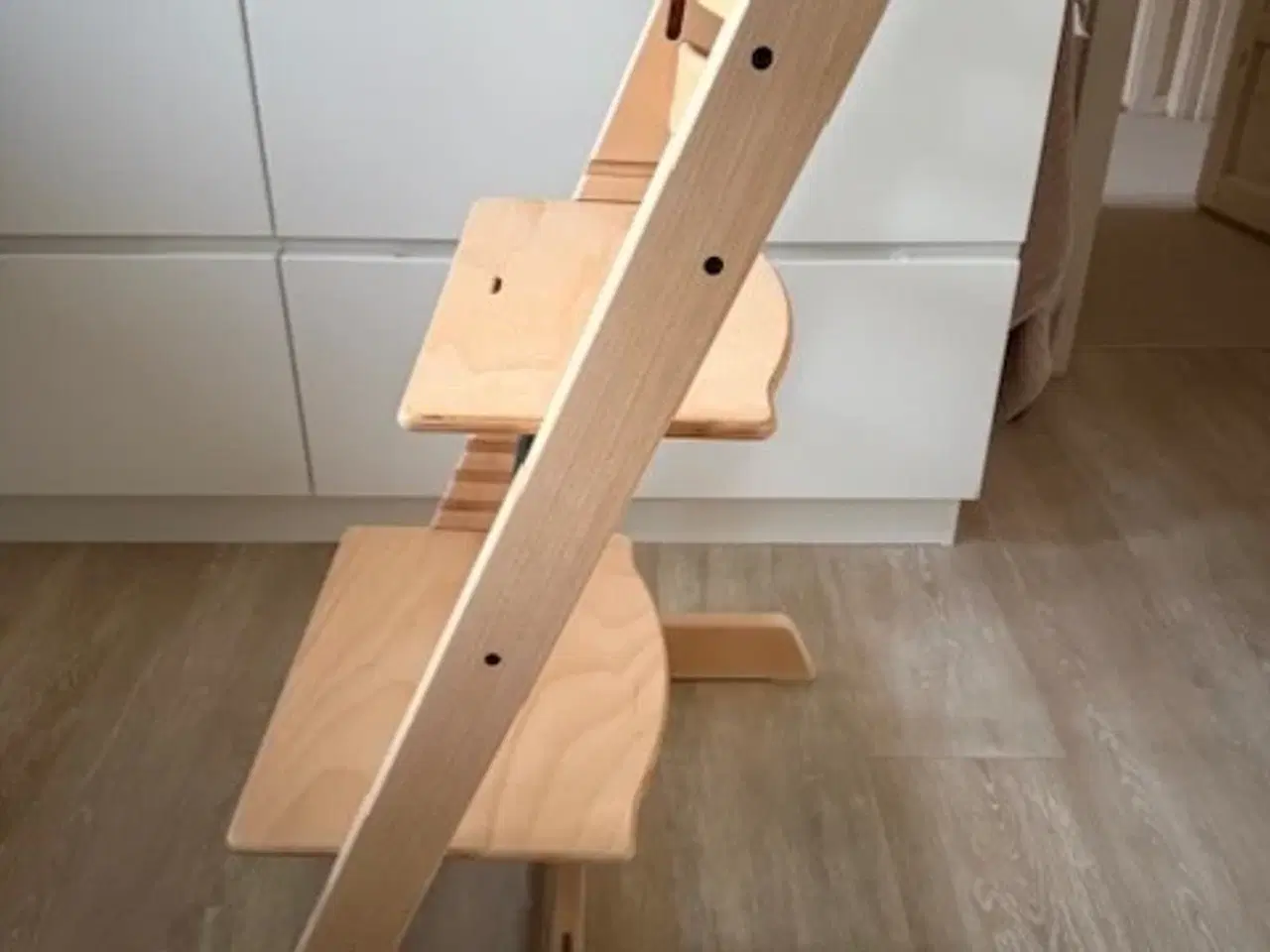 Billede 4 - Trip Trap Højstol NY MODEL i Massiv Bøg Lys Natur.