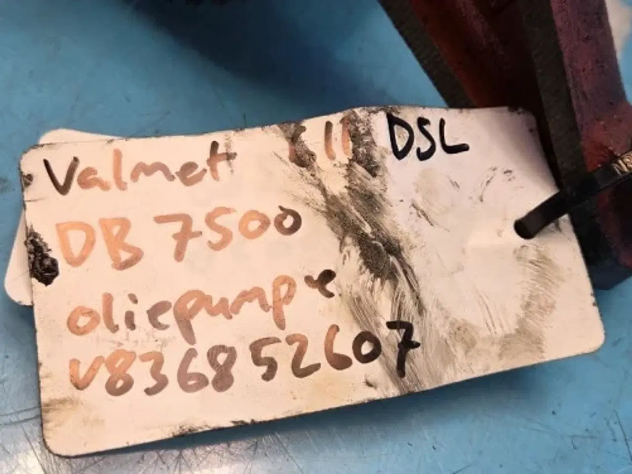 Billede 3 - Valmet 611 DSL Oliepumpe V836852607