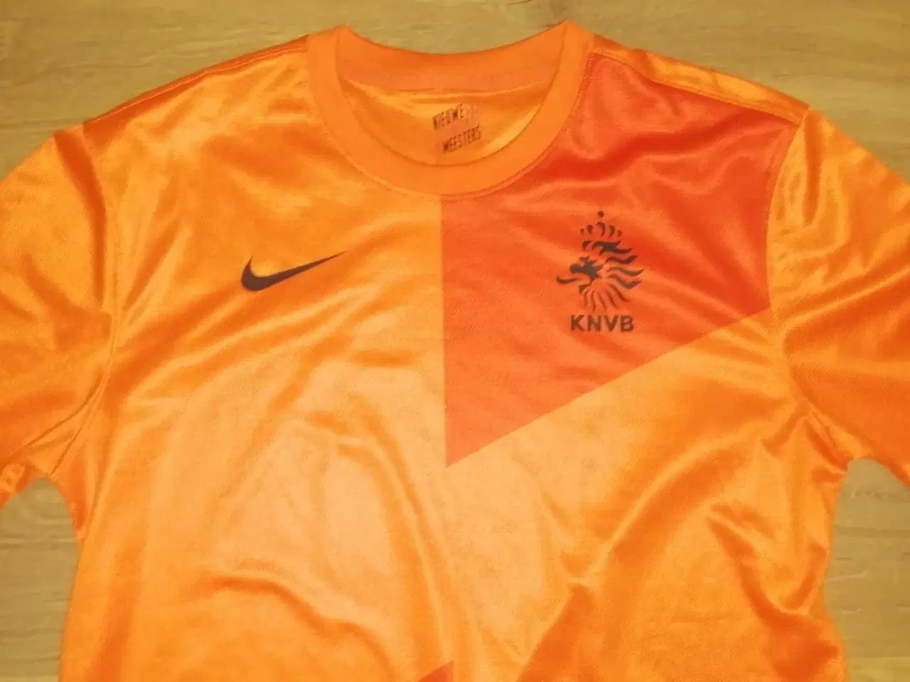 Billede 1 - SOM NY, HOLLAND EM 2012 TRØJE, STR.L