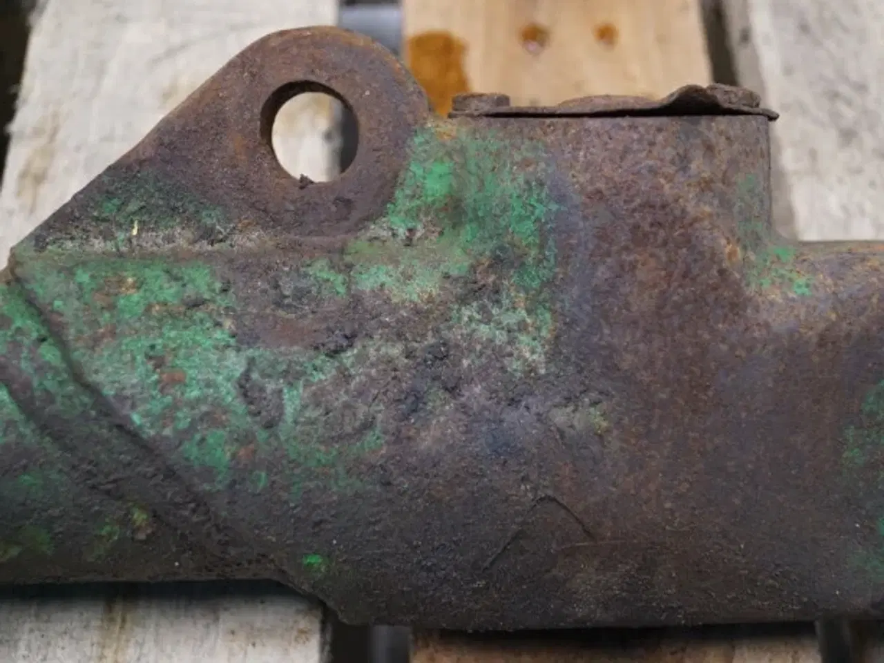 Billede 12 - John Deere 4040 R.H. Liftarm AR80666