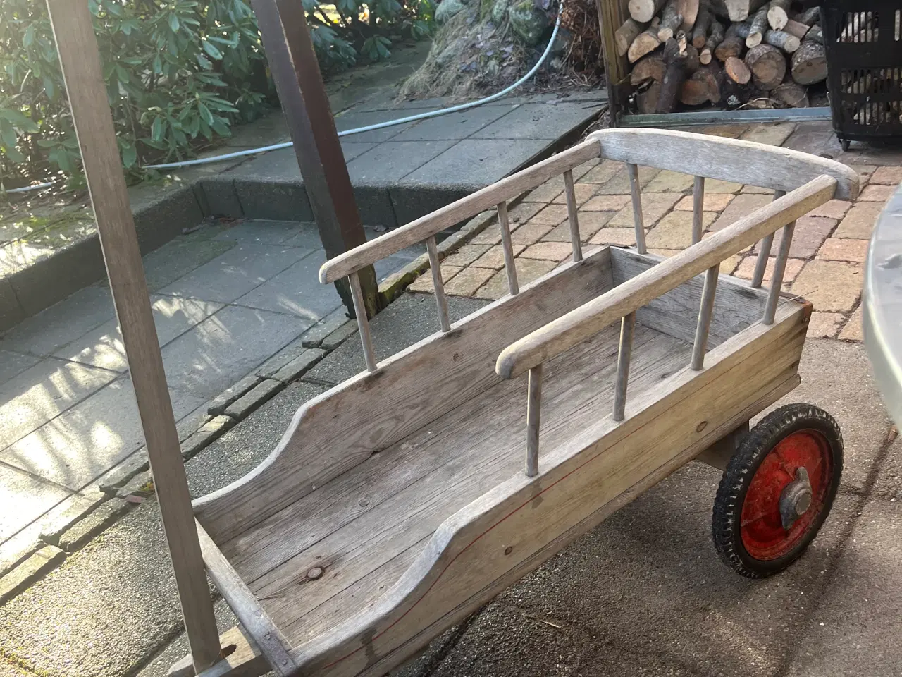 Billede 1 - STABIL TRÆKVOGN TIL BØRN