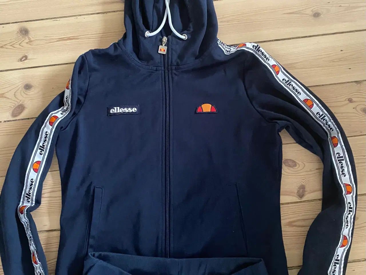 Billede 2 - Ellesse tracksuit