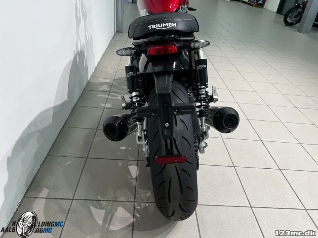 Billede 5 - Triumph Speed Twin 1200 Carnival Red / Sapphire Black