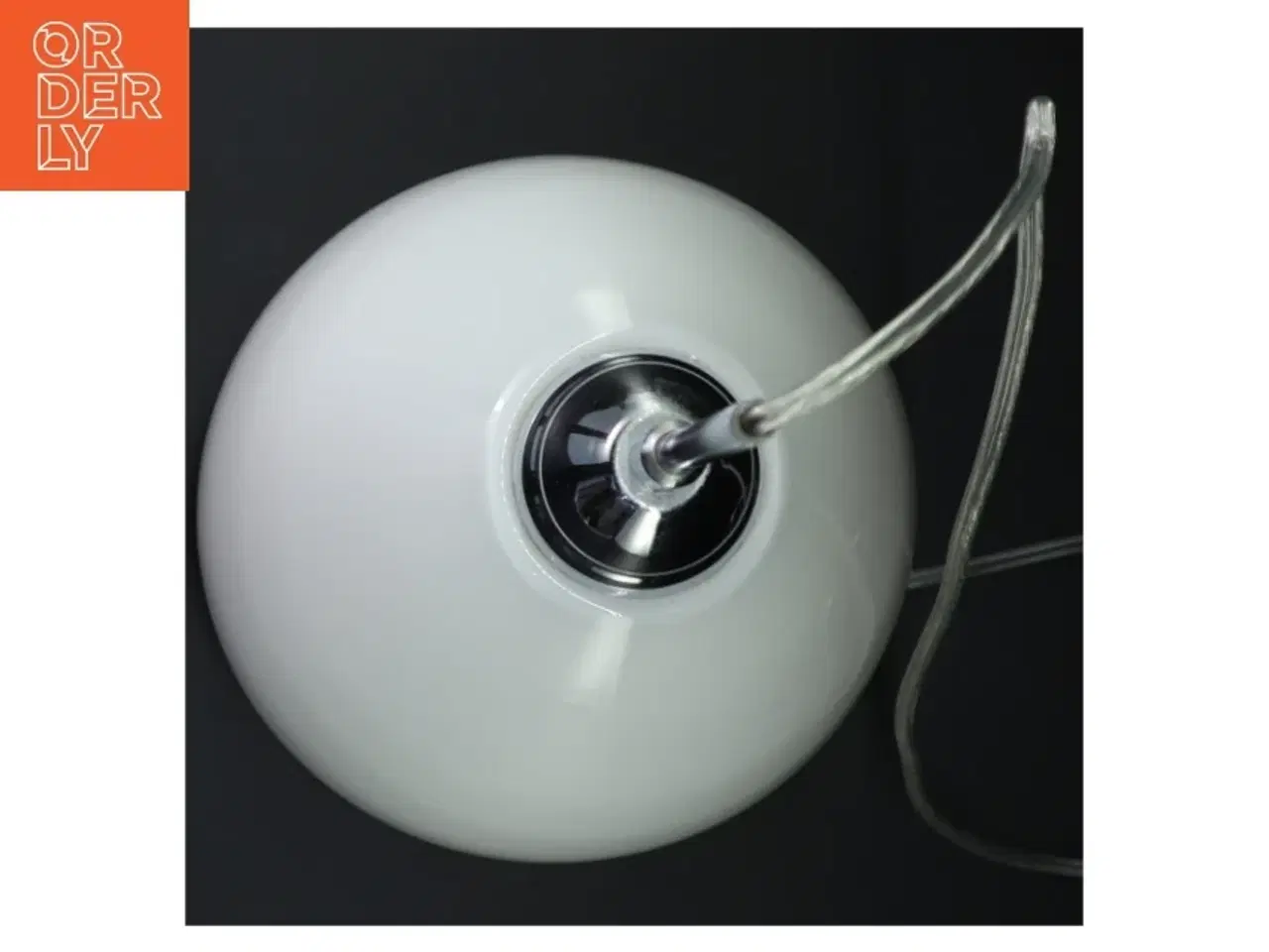 Billede 3 - Hvid pendellampe (str. H. 38 cm ø. 21,5 cm)