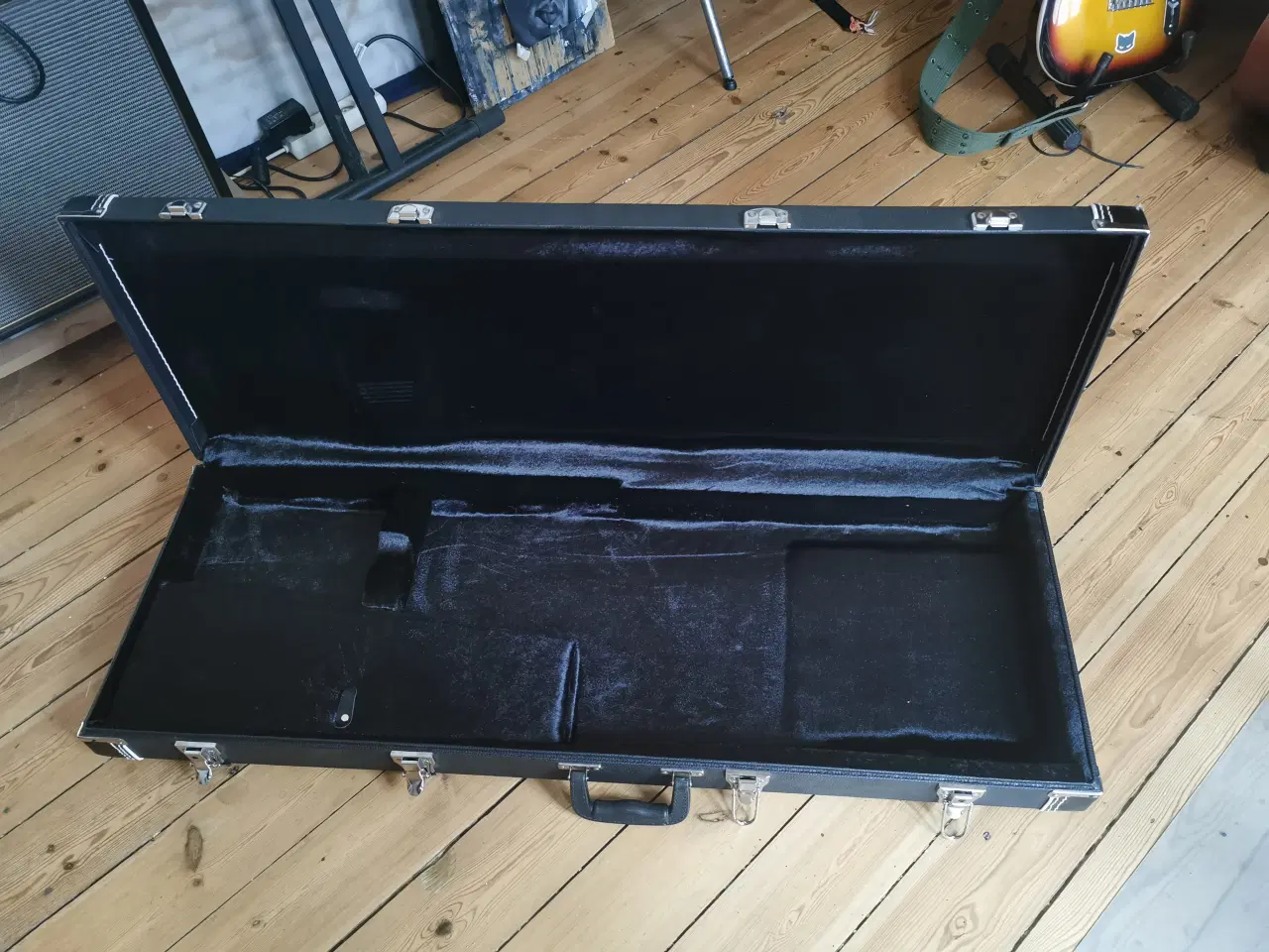 Billede 1 - Thoman Guitar kuffert