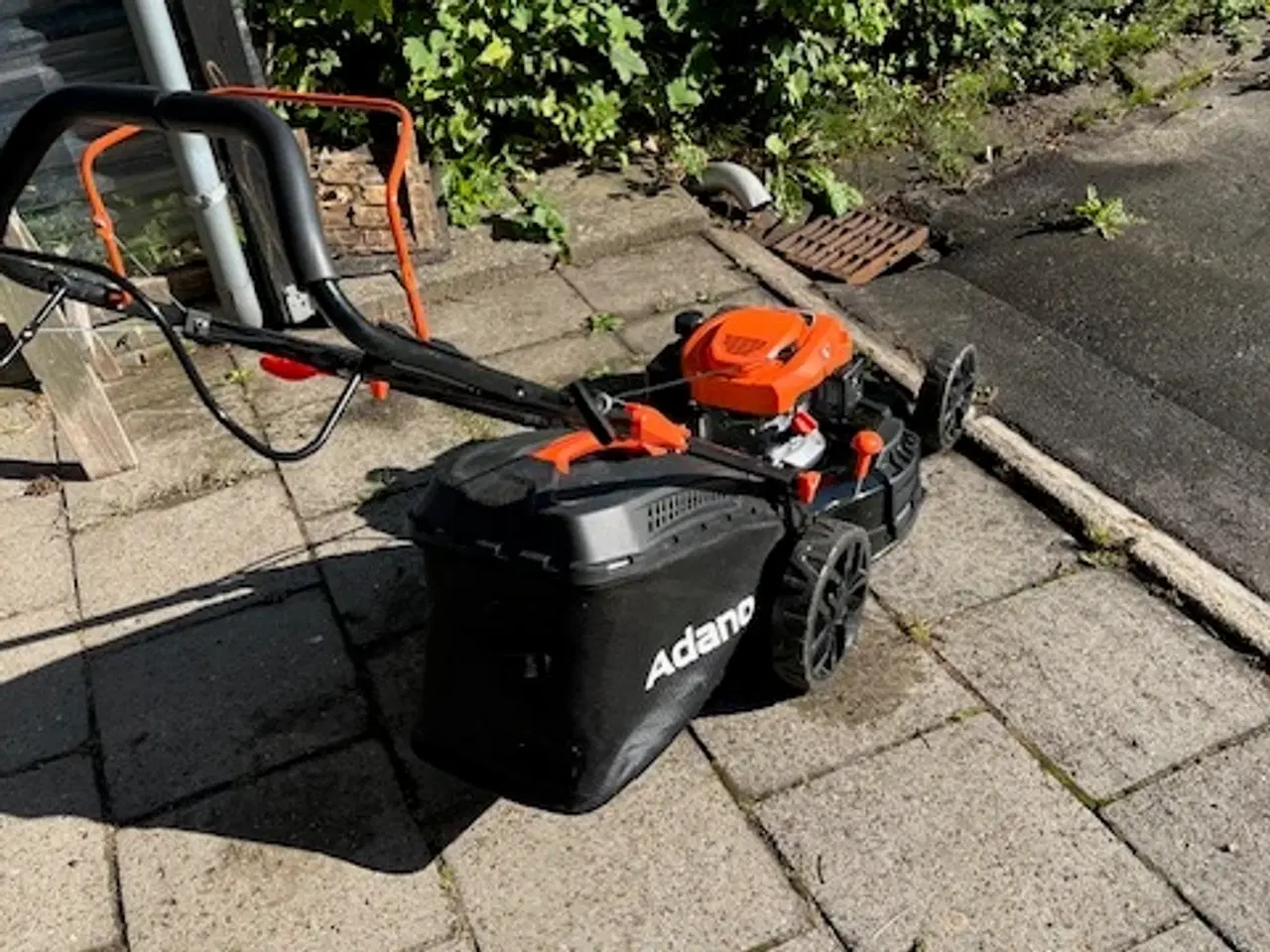 Billede 1 - Græsslåmaskin Adano 173 cc