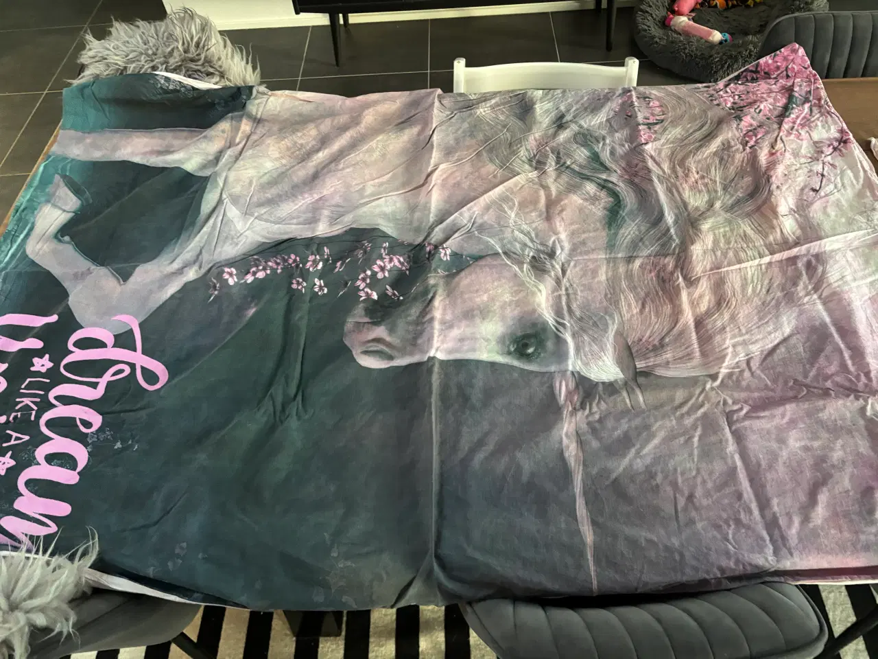 Billede 2 - Enhjørning sengesæt 140x200