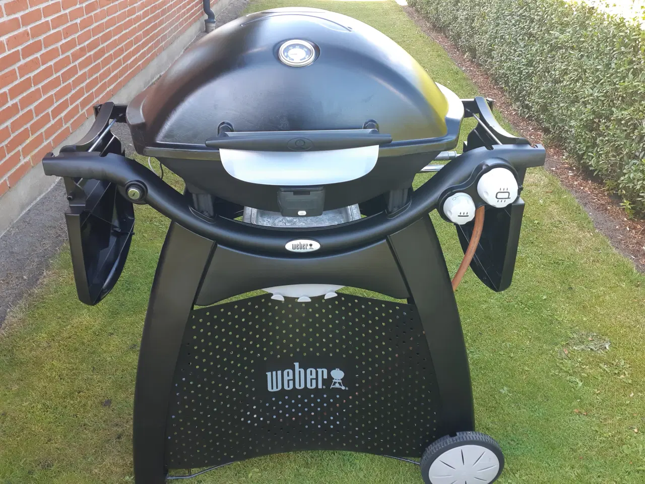 Billede 3 - Weber   gasgrill Q3200