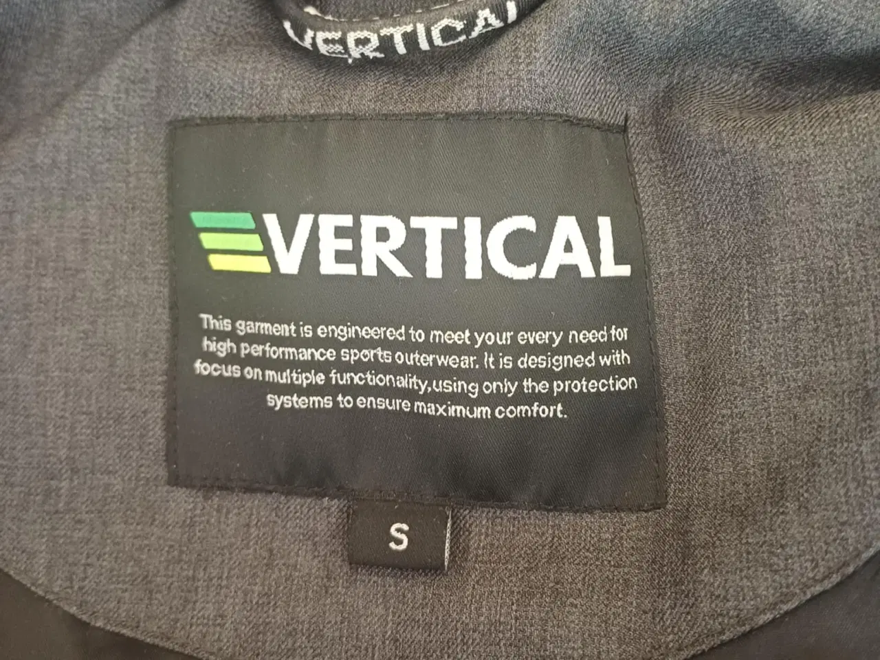 Billede 3 - Vandtæt herrejakke, str S, mrk Vertical