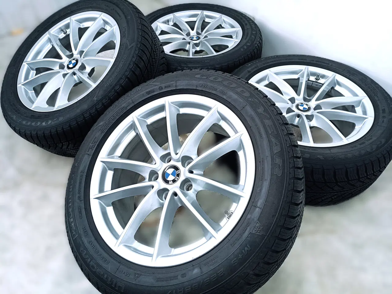 Billede 2 - 5x112 17" ET27 nav 66,6ø BMW vintersæt inkl.TPMS -