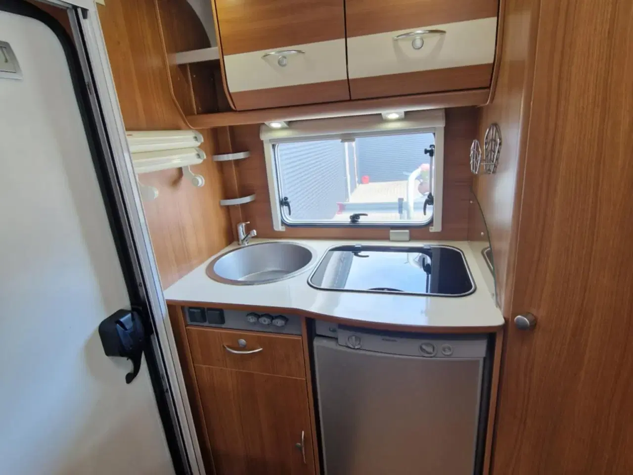 Billede 9 - 2010 -  Carado Mobil A160 med 6 selepladser